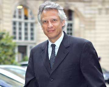 Ο Ντομινίκ ντε Βιλπέν διορίστηκε νέος πρωθυπουργός της Γαλλίας