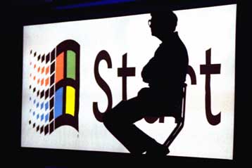 Τελειώνει ο χρόνος για τη συμμόρφωση της Microsoft με τις ποινές της Κομισιόν