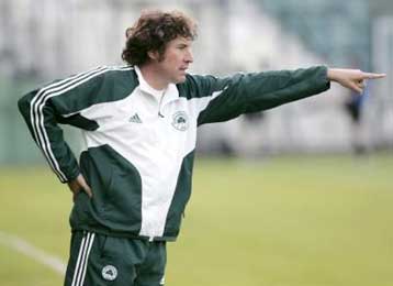 Για την Τετάρτη αναβλήθηκε η συνάντηση Βαρδινογιάννη-Μαλεζάνι