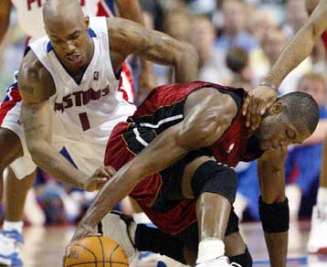 Το 2-2 στους αγώνες κόντρα στο Μαϊάμι έκαναν οι Ντιτρόιτ Πίστονς