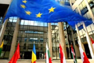 Κώδωνα κινδύνου κρούει η Κομισιόν για το συνταξιοδοτικό σύστημα στην Ελλάδα