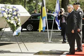 Φόρο τιμής στους νεκρούς Ισραηλινούς αθλητές στο Μόναχο το 1972 απέτισε ο Μ.Κατσάβ