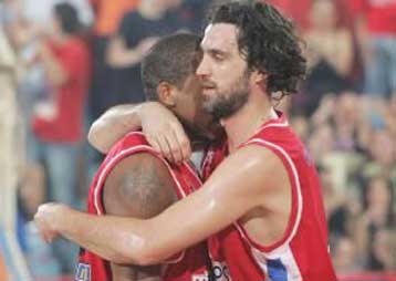 Στον τελικό η ΑΕΚ, 69-63 το Μαρούσι-Ο Πανιώνιος ισοφάρισε τον Παναθηναϊκό (70-67)