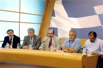 Νέα κόντρα μεταξύ κυβέρνησης και ΠΑΣΟΚ με φόντο την αγροτική πολιτική