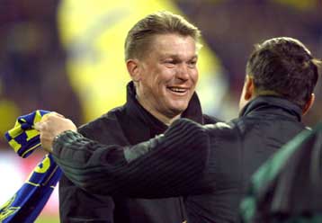 Πρώτα το Καζακστάν και μετά το «Καραϊσκάκη» προειδοποιεί ο Μπλαχίν τους Ουκρανούς