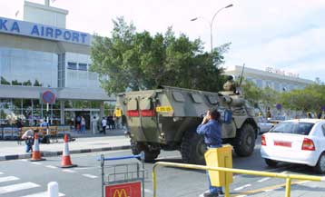 Κινέζοι τουρίστες εξαφανίστηκαν από το αεροδρόμιο της Λάρνακας και ζήτησαν άσυλο