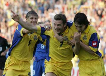 Κράτησε την κορυφή η Ουκρανία, με άνετο 2-0 επί του Καζακστάν