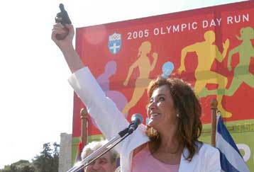 Αφιερωμένος στη μνήμη του 12χρονου Δημήτρη Καρύτσα ο Γύρος της Αθήνας 2005