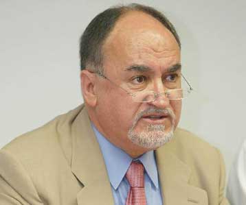 Δυσαρέσκεια στην κυβέρνηση μετά τις δηλώσεις Ρεγκούζα για τον προϋπολογισμό