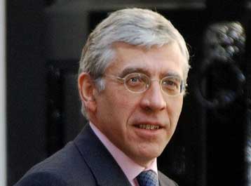 Ισραηλινή αντίδραση στην παραδοχή Στρο περί επαφών της Βρετανίας με τη Χαμάς