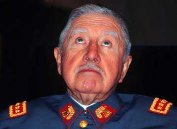 Απαλλάχθηκε ο Πινοτσέτ από τις κατηγορίες για συμμετοχή του στην «Επιχείρηση Κόνδωρ»