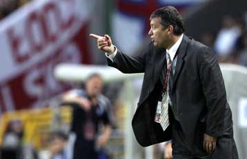 Ο Ζακ Σαντινί αποτελεί την επόμενη ημέρα της Οσέρ μετά την αποχώρηση Γκι Ρου