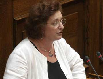 Ξεκίνησε η συζήτηση στη Βουλή για τη «διά βίου εκπαίδευση»