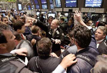 Κέρδη στη Γουόλ Στριτ, μεικτή εικόνα στις ευρωπαϊκές κεφαλαιαγορές την Πέμπτη