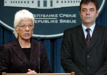 Αρνείται η σερβική κυβέρνηση ότι γνωρίζει το κρησφύγετο του Ράτκο Μλάντιτς