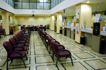 Διευρύνεται το απεργιακό μέτωπο με τη συμμετοχή ΓΣΕΕ και ΑΔΕΔΥ – Κλειστές οι τράπεζες