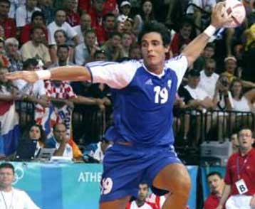 Δύσκολη η πρόκριση παρά τη νίκη για την εθνική χάντμπολ