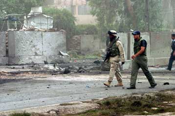 Είκοσι ακόμα πτώματα βρέθηκαν θαμμένα έξω από τη Βαγδάτη