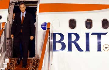 Στη Μόσχα συνεχίζεται η περιοδεία του Μπλερ εν όψει της διάσκεψης της G8