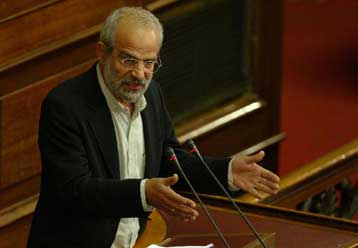 Τα βέλη του κατά της κυβέρνησης και του ΠΑΣΟΚ έστρεψε ο Αλ.Αλαβάνος