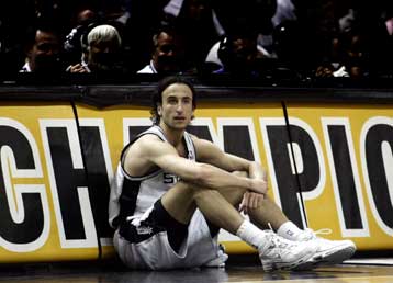 Ασταμάτητοι οι Σπερς επικράτησαν 97-76 των Πίστονς στο δεύτερο τελικό του ΝΒΑ