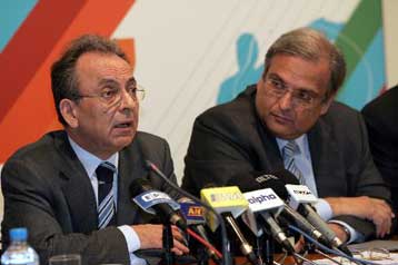 Διαψεύστηκαν οι προβλέψεις για νέο κύμα ακρίβειας, λέει το υπουργείο Ανάπτυξης