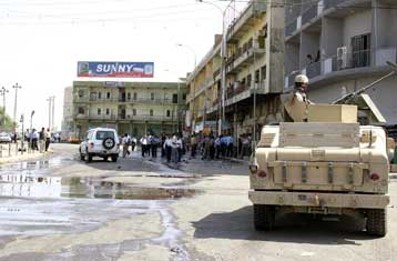 Μπαράζ επιθέσεων αυτοκτονίας στο Ιράκ με 32 νεκρούς και δεκάδες τραυματίες