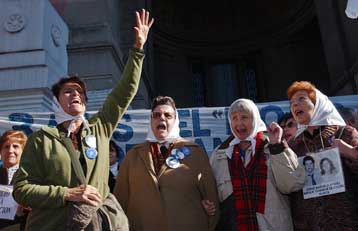 Αντισυνταγματική η αμνηστία στους δικτάτορες της Αργεντινής αποφάνθηκε η Δικαιοσύνη