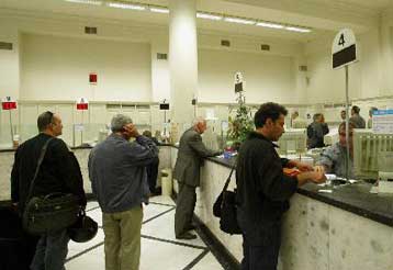 Η επίλυση του ασφαλιστικού προϋπόθεση για εξαγορές από ξένες τράπεζες