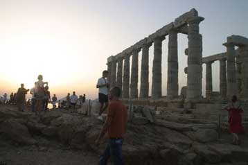 Ποιοι χώροι και μουσεία θα λειτουργούν έως το απόγευμα
