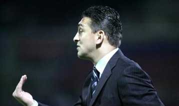 Στον πάγκο του Ακράτητου για 1+1 χρόνια ο Ντουμιτρέσκου