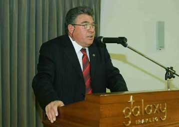 Ο Φανούρης Βατσινάς αποκτά το πλειοψηφικό πακέτο μετοχών της ΠΑΕ ΟΦΗ