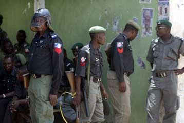Έκλεισαν προσωρινά οι πρεσβείες ΗΠΑ και Βρετανίας στη Νιγηρία για λόγους ασφαλείας