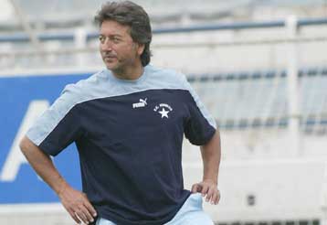 Θέμα χρόνου η συμφωνία συνεργασίας του Βαγγέλη Βλάχου με τον ΟΦΗ