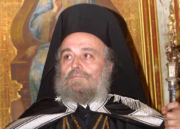 Πιστούς «βαπτίζει» τους ένοπλους που εισέβαλαν στο Πατριαρχείο ο κ. Ειρηναίος