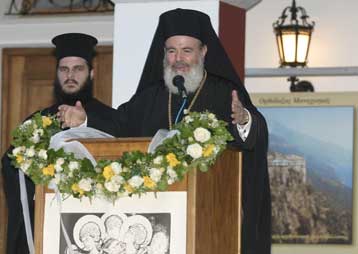 Νέα επίθεση Χριστόδουλου στους επικριτές της Εκκλησίας