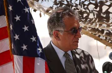 Σύλληψη τριών Πακιστανών που σχεδίαζαν τη δολοφονία του Αμερικανού πρεσβευτή