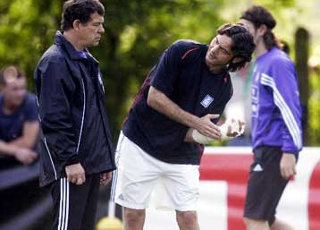 Υστερούμε έναντι των αντιπάλων μας, δήλωσε ο Βρύζας