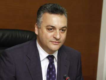 Τα ελληνικά λιμάνια σταθμοί μεταφόρτωσης των κινεζικών προϊόντων στη Μεσόγειο