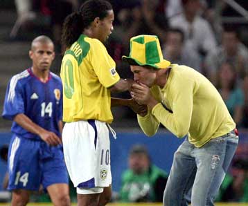 Η ισοπαλία 2-2 με την Ιαπωνία έφερε την Βραζιλία στους «4» αντιμέτωπη με την Γερμανία