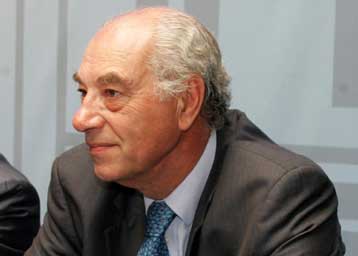 «Επιβάρυνση 9 δισ. ευρώ για το ΙΚΑ» από τη ρύθμιση για το ασφαλιστικό των τραπεζών