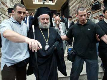 Νέα κίνηση Ειρηναίου, με τη σύσταση δικής του Συνόδου