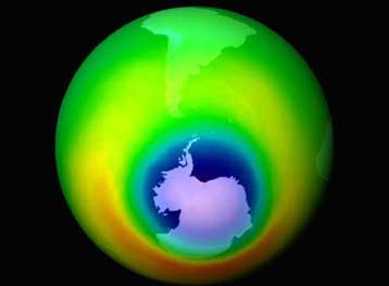 Ανησυχία προκαλεί τρύπα του όζοντος που εντοπίστηκε πάνω από την Kεντρική Ευρώπη