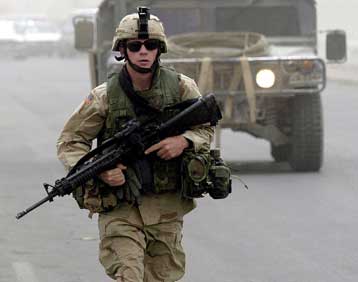 Βάση δεδομένων με προσωπικά στοιχεία Αμερικανών 16-18 ετών δημιουργεί το Πεντάγωνο