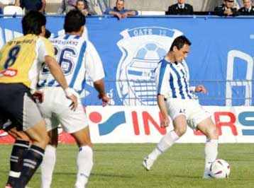 Διαψεύδει το Αιγάλεω επαφές με την ΑΕΚ για την παραχώρηση του Μπάρκογλου