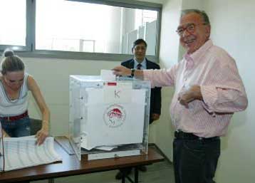 Στο πλευρό της Θύρας 7 ο Σωκράτης Κόκκαλης