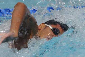 Νέα διάκριση για την κολύμβηση στους Μεσογειακούς Αγώνες-Nίκη για το μπάσκετ