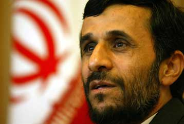 Στην ίδια πυρηνική πολιτική συνεχίζει ο νέος υπερ-συντηρητικός πρόεδρος του Ιράν