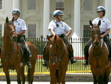 Παράνομη κράτηση μουσουλμάνων στις ΗΠΑ μετά την 11/9 καταγγέλλει έκθεση