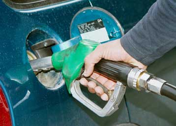 Αύξηση της τάξεως του 2,24% στην τιμή της αμόλυβδης βενζίνης